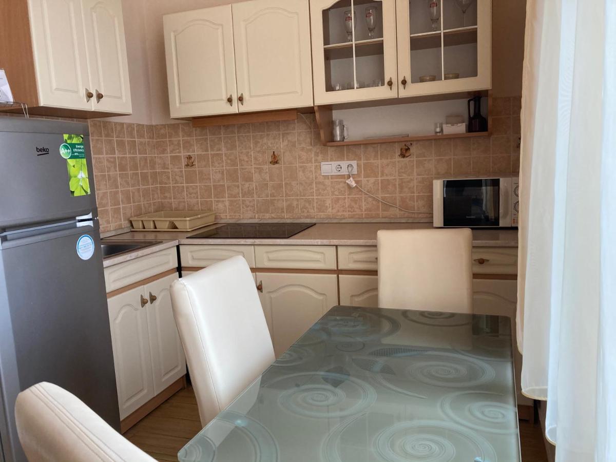 Szechenyi Apartman Eger Buitenkant foto