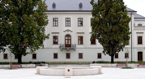 Szechenyi Apartman Eger Buitenkant foto
